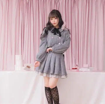 pium 하트 버튼 체크 자켓 스커트 셋업