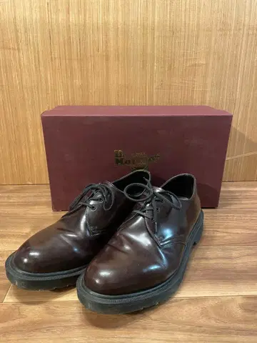 dr martens 1461