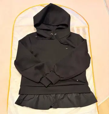 TO BE CHIC 후드티 종이상자 프릴 후디 블랙