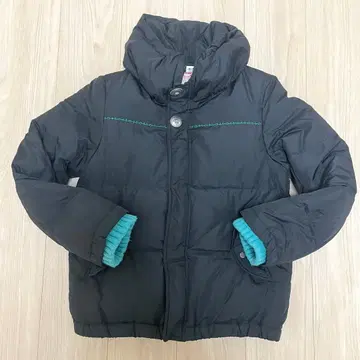 TITICACA 새상품급 스탠드 카라 블랙 다운 자켓