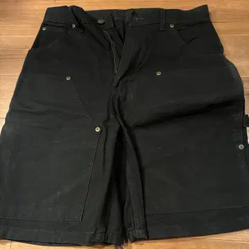 Walls Outdoors 블랙 숏팬츠 32인치