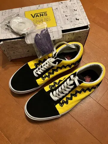 VANS x PEANUTS 올드스쿨 us12 30cm 스누피