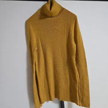 유니클로 리브 머스타드 터틀넥 스웨터 [ S ] 울 100%