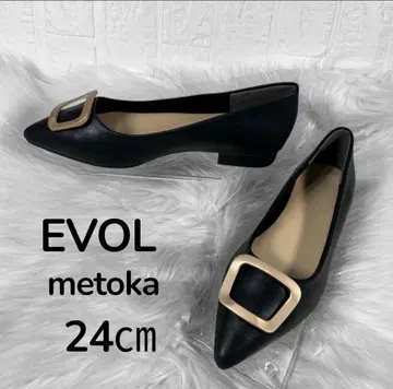 새상품 EVOL 이볼 골드 버클 포인트 토 펌프스