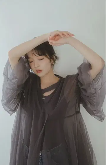 비대칭 튤 튜닉 andequal