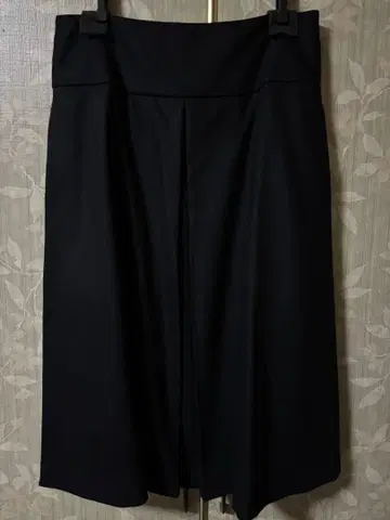 마가렛호웰 울 스커트