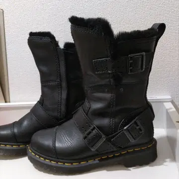 Dr.마틴 엔지니어 부츠 (퍼 포함)