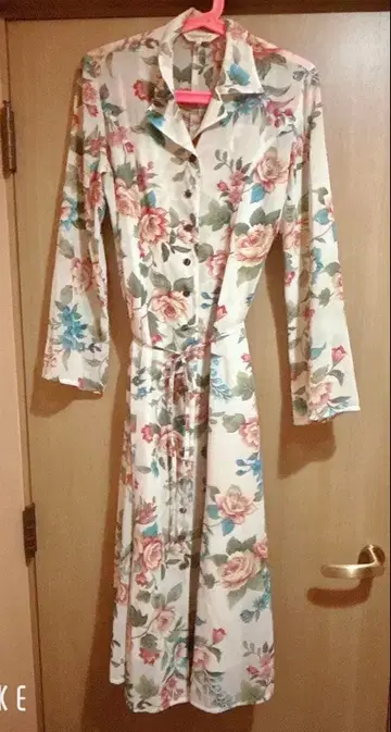 response 레트로 꽃무늬 원피스