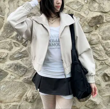 VIVABROWN Curved Short Leather Jacket