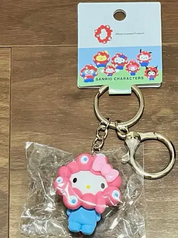 [ 새상품 미개봉 ] 산리오 미야쿠미야쿠 키링 키티 2