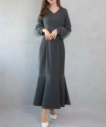 미사용 새상품 CENEA V넥 시어 슬리브 머메이드 원피스