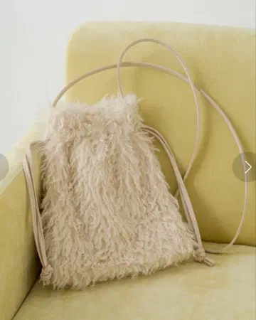 카스타네 Kastane 퍼 숄더백