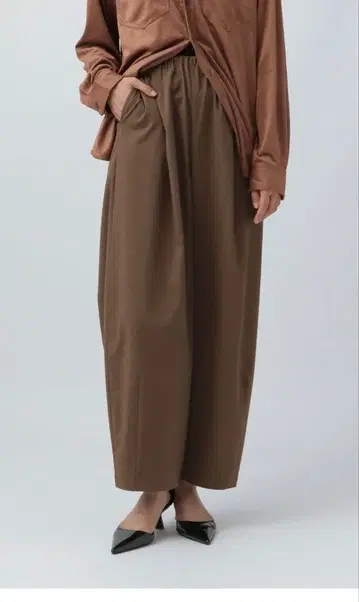 LEPSIM 슬랙스 코쿤 팬츠 브라운