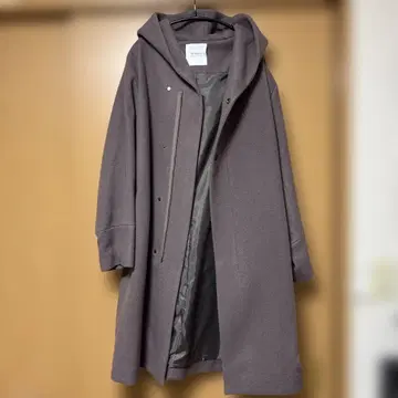 STUDIOUS 멜톤 오버 후드 코트