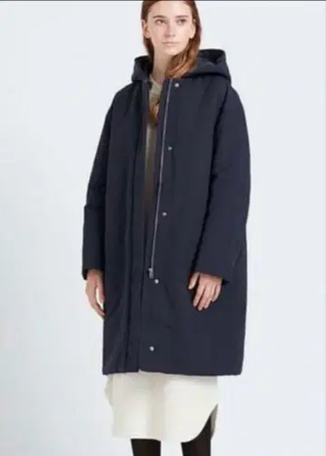 유니클로 하이브리드 다운 코쿤 코트 네이비 XXL UNIQLO