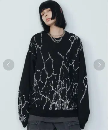 AFF AIVER 크랙 자카드 니트 블랙