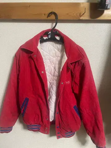 빨간색 바시티 자켓 WALLACE CIVIC CENTER