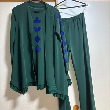 TOKUKO 다크 그린 셋업 팬츠 & 상의 & 자켓