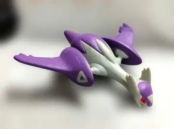 몬코레 메가 라티오스