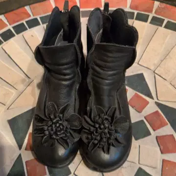 블랙 꽃 장식 숏부츠 23cmEEE