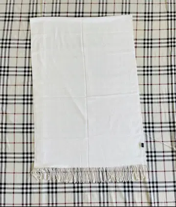 대형 화이트 캐시미어 머플러 가격 인하