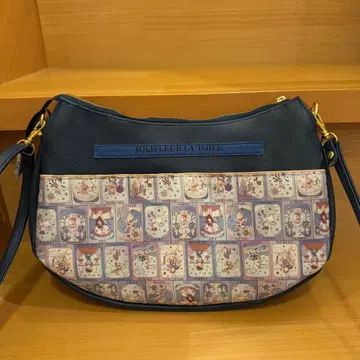 프리 판매 초승달 숄더백