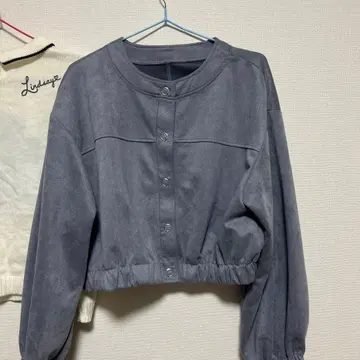 그레이 스웨이드풍 버튼 가디건