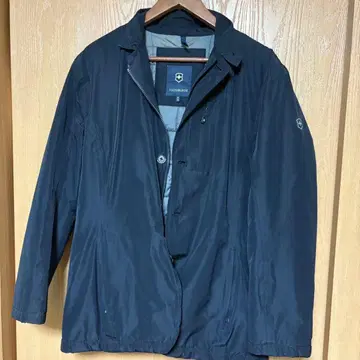 Victorinox GORE-TEX 마운틴 후드티 PRIMALOFT