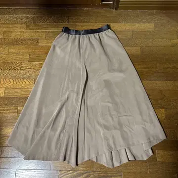 비어즐리 롱 스커트