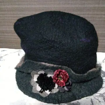 자우 센소유니코 블랙 보라색 울 펠트 햇 꽃 장식 포함