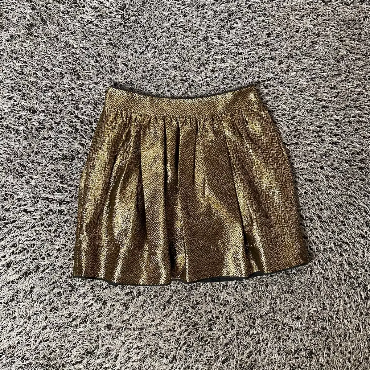 Vintage Brahmin Ribbon Detail Silk Blend Skirt  #빈티지샵,#여자빈티지,#빈티지스커트,#플레어스커트,#실크스커트 on Bunjang Global Site.