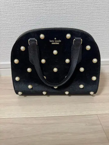 kate spade 벨벳 핸드백