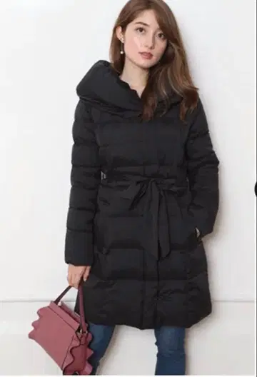 아푸와이저 리셰 볼륨 카라 롱 다운 코트 블랙 2