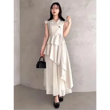 dazzlin 다즐린 아지메 플리츠 트렌치 원피스