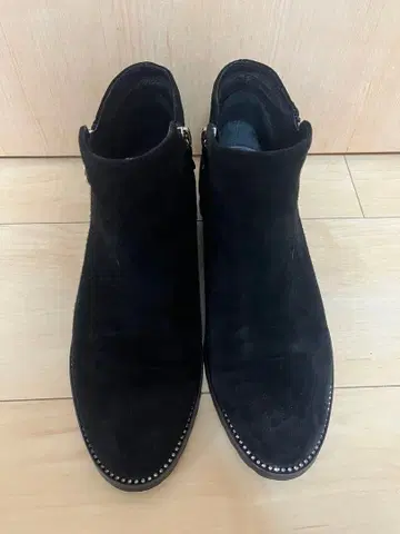 풀 사이드 스웨이드 부츠