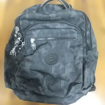 키플링 백팩