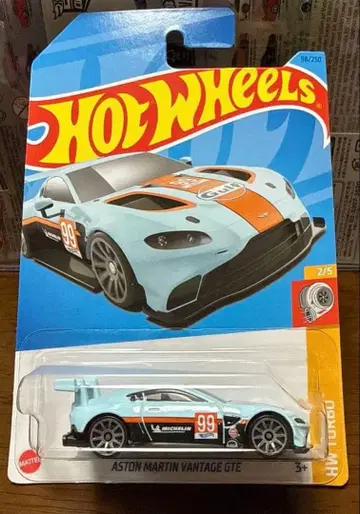 Hot Wheels Aston Martin Vantage GTE Gulf