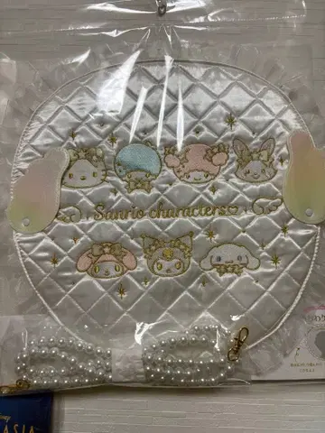 산리오 부채 케이스