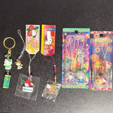 지역 한정 키티 헬로키티 묶음 판매