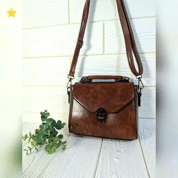 브라운 숄더백 캐주얼 앤티크 빈티지풍 플랩 부착