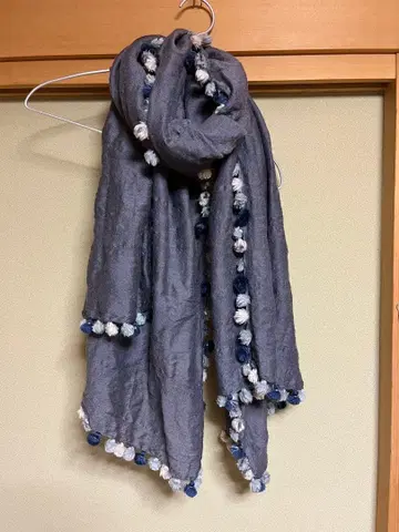 [ 주말 가격 인하 ] matta 그레이 폼폼 스톨