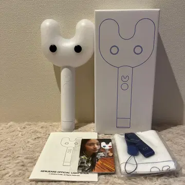 NEWJEANS 공식 응원봉