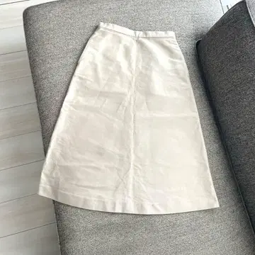 AURALEE 오라리 내추럴 무릎 아래 스커트