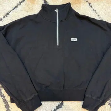 x-girl 하프 지퍼 맨투맨