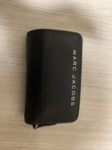 MARC JACOBS 접이식 지갑 블랙