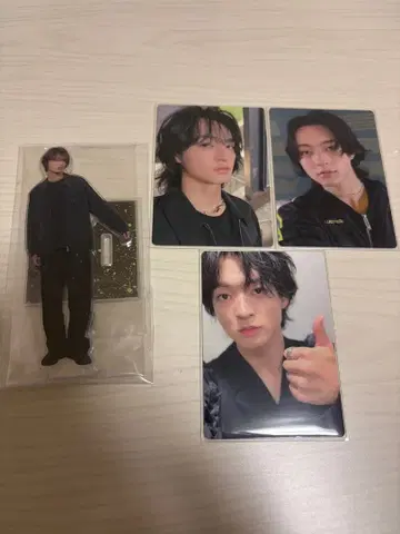 THE LAST PIECE 루이 아크릴 스탠드 포토 카드 세트