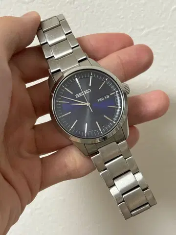 SEIKO 그레이 손목시계 (쿼츠)