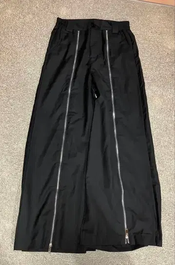 센터 지퍼 슬랙스