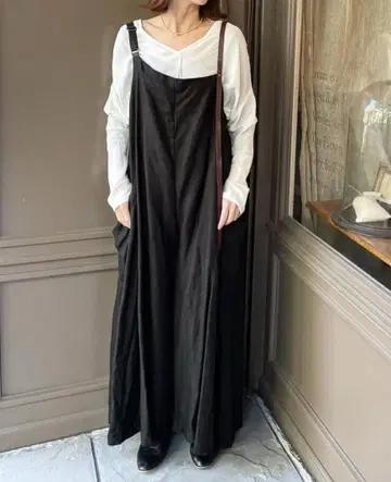 에믹 에틱 린넨 드레스 살로펫 페일 주트