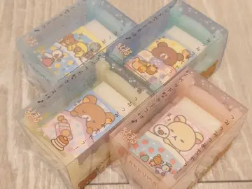 스탠드 케이스 포함 잘뭉쳐지는 군 리락쿠마 지우개 4개 세트